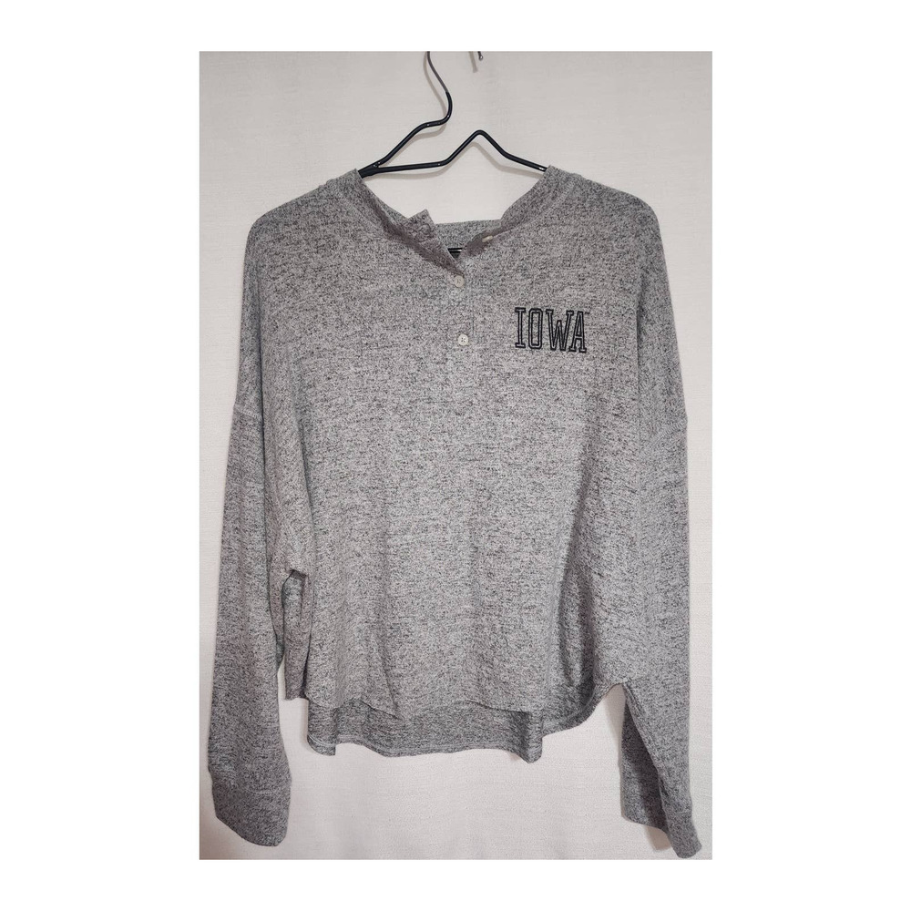 tailgate Iowa sweater gray large women's extra large
